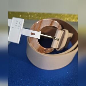 A New Day Light Tan Belt with Wood-Pattern Buckle Size Small 36" Full Length